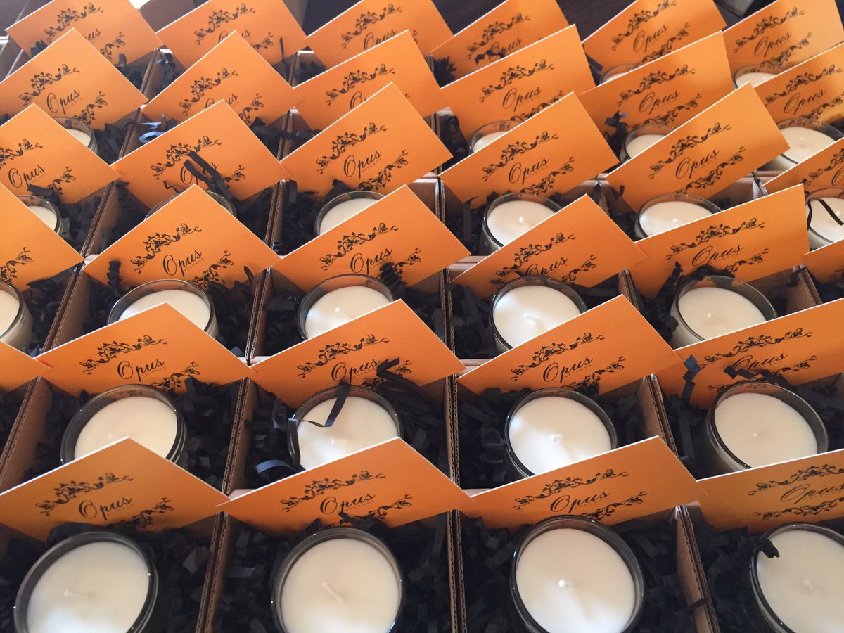 findyourmood's tweet photo. @ScentCloud #AromaJourney Little pots of scented pleasure... #QueenBee ☀️🐝🌻#MagicFriday #EssenceAdventure https://t.co/HC5tBlMetq