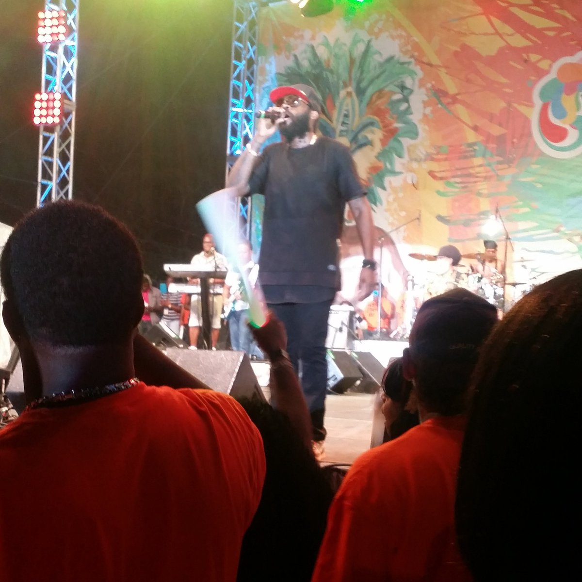 GinaFranks's tweet photo. I'm his #1 fan, never met him or took a photo with him, but one day and it will be amazing @tarrusrileyja https://t.co/L1naBGKm4y