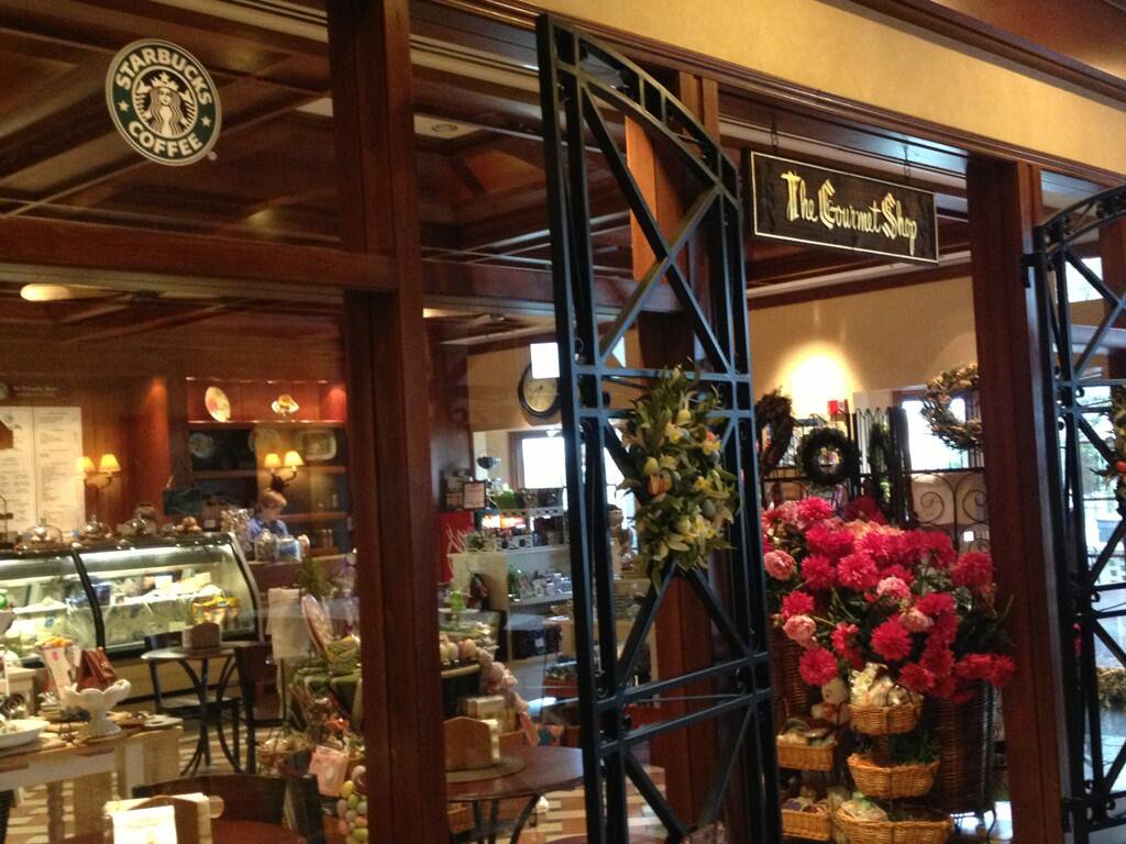 Stop by The Gourmet Shop <a href="/pontevedra/">Ponte Vedra Inn&Club</a> for fresh baked Stuffed Pizza Rolls from Joseph's Pizza #PonteVedra #ThePlayers