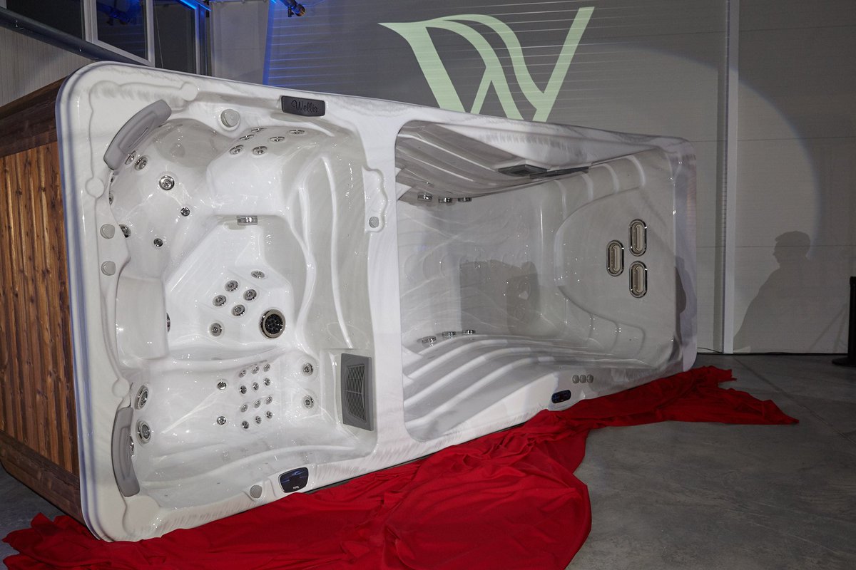 Nu bij Badenmarkt, de prachtige spa's van #Wellis #europese productie, zeer energie zuinig! vele opties mogelijk.