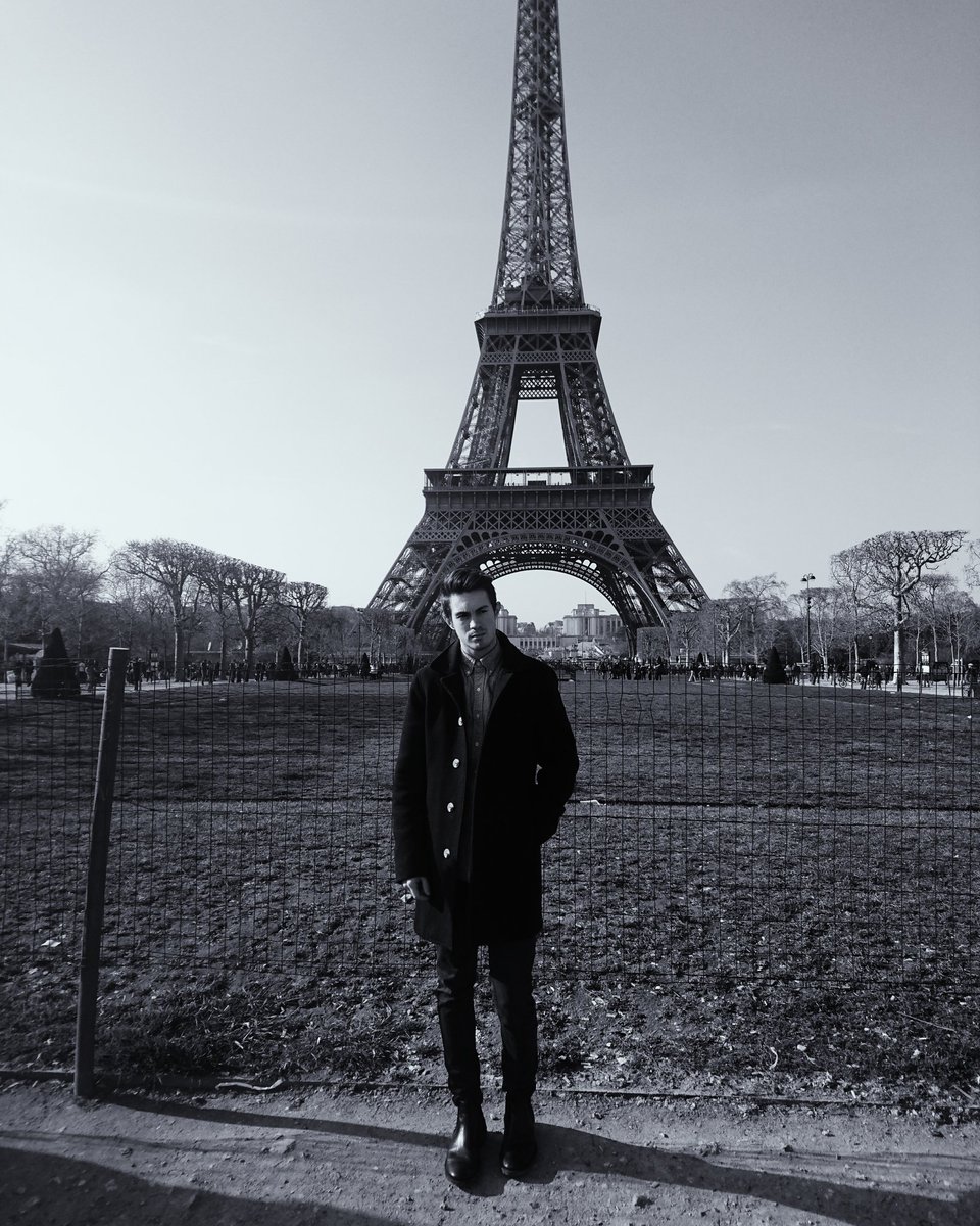 DylanElPatron's tweet image. 6&apos;7&quot; #tallguy #bigguyproblems