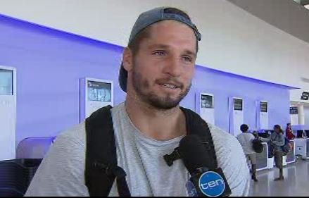 Lachy_Reid's tweet photo. Exclusive : Jesse Hogan in Perth - @TenNewsPerth with @TimGossage has the details @melbournefc @freodockers #15mill https://t.co/Yrg9N7hA3h