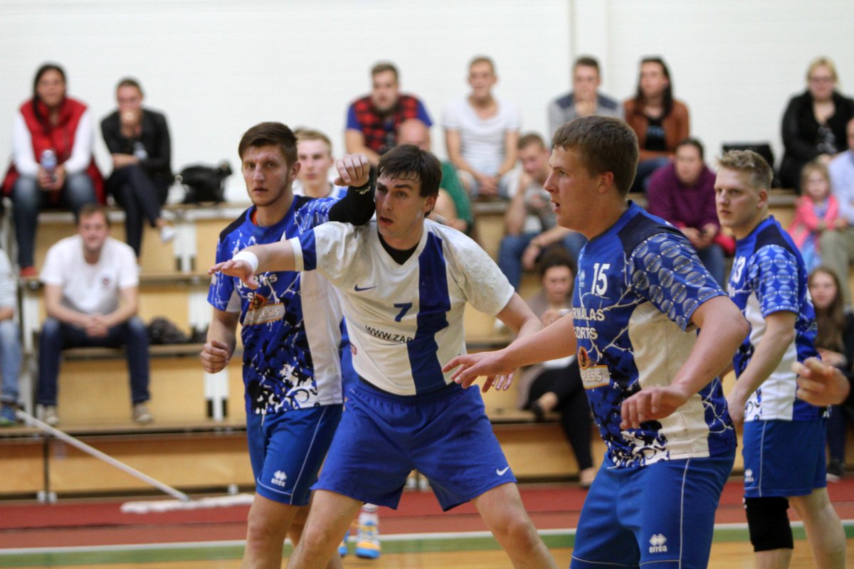 LVhandball's tweet photo. https://t.co/GkgNGnaGCh TV demonstrēs vīru bronzas sērijas ceturto spēli un dāmu zelta maču: https://t.co/oTpwciFCuV https://t.co/kjbpQjzBMs