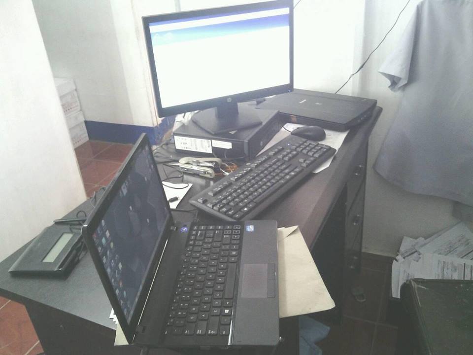 jamza1018's tweet photo. Work work work work work. 👍👍📷💾💻 #NotSoBusy https://t.co/QnpihbHH8N