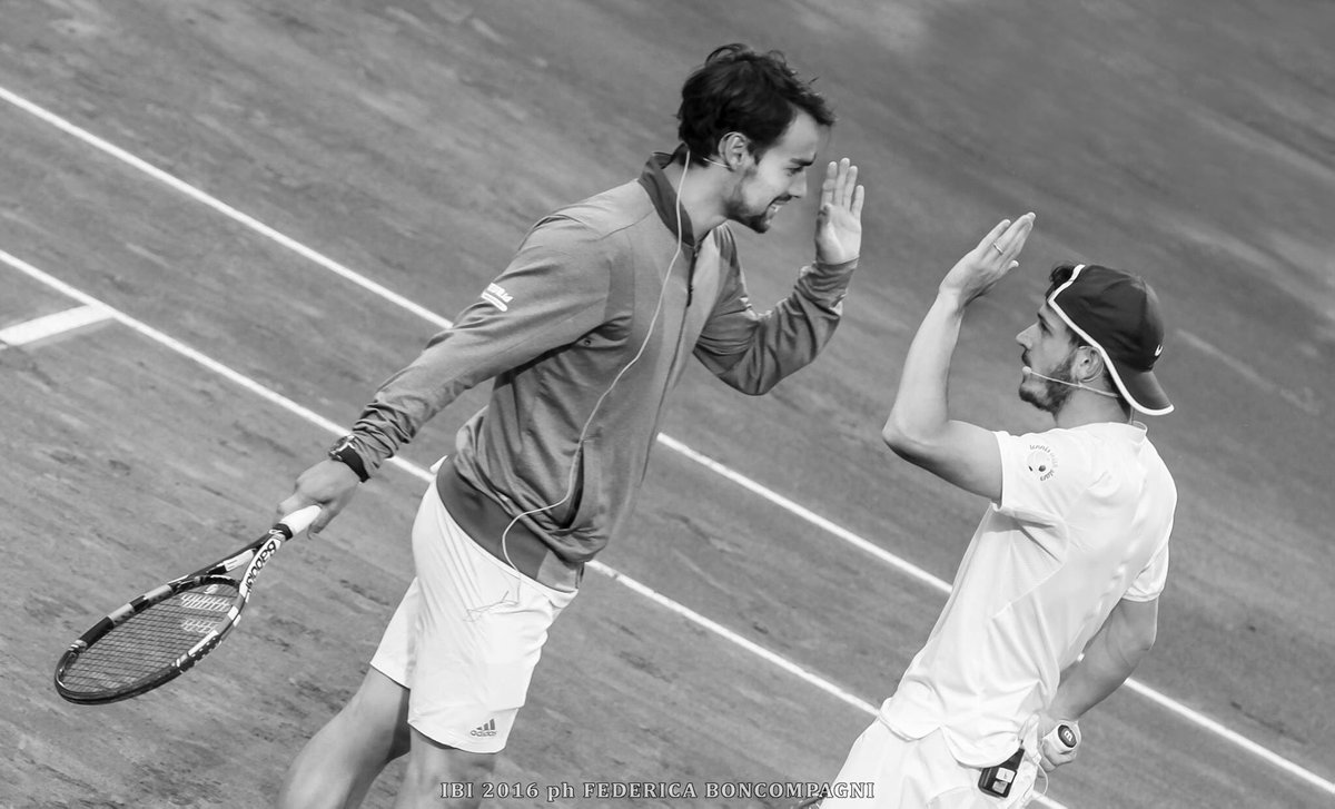 Fefina884's tweet photo. #tenniswithstars #ibi16 @fabiofogna @FrancescoTottii @Florenzi ph federica boncompagni https://t.co/JUStubve7k