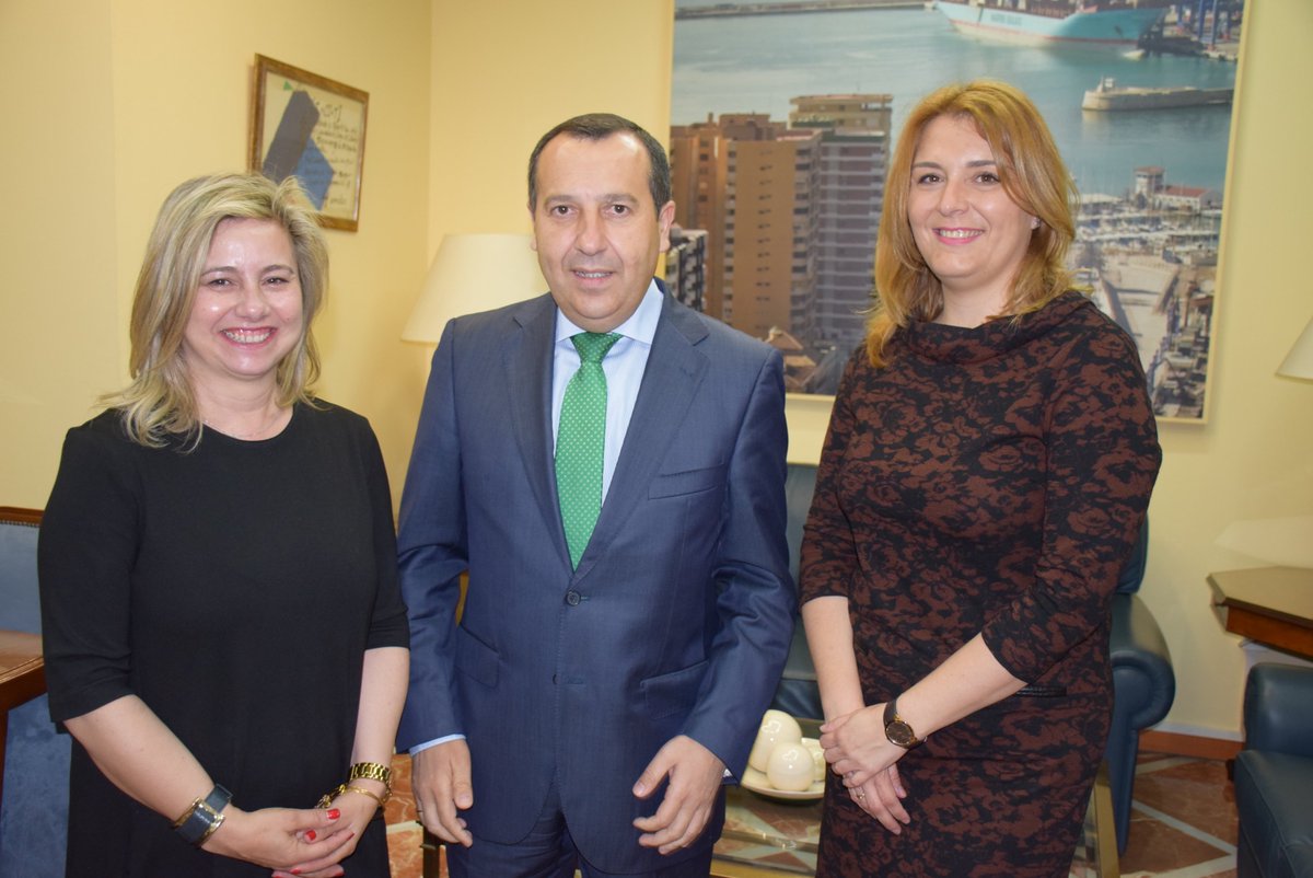 Primera reunión de trabajo de nueva delegada Igualdad y Salud para abordar principales objetivos provincia #Málaga