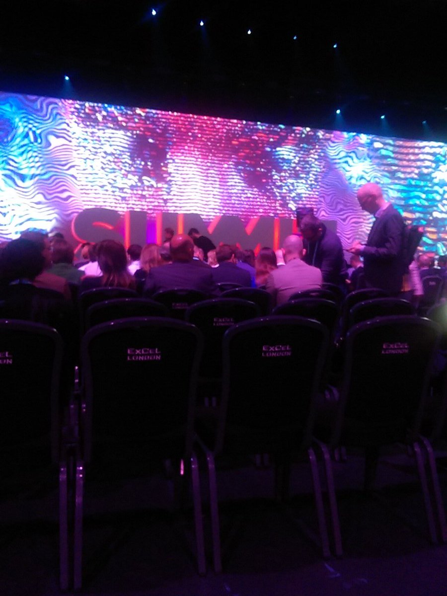 Let the #ADOBESUMMIT begin. My first one. Bring it on.