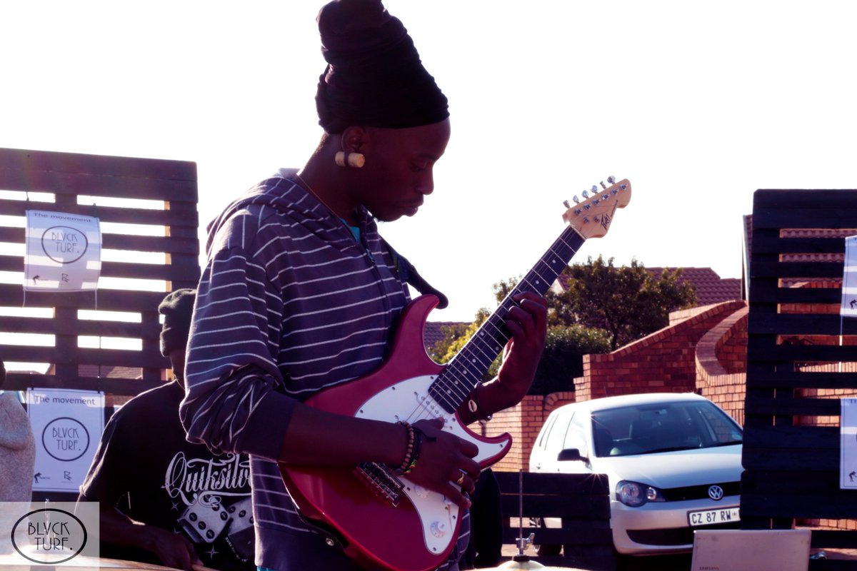blvck_turf's tweet photo. @Lovekasi_market 1st may 2016
@blvck_turf  Stage https://t.co/jpIgZqPVW2