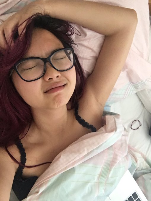 Avoiding doing chores by staying in bed.... #lazy #HumpDay #cute #asiangirl https://t.co/rDAHp99V0M