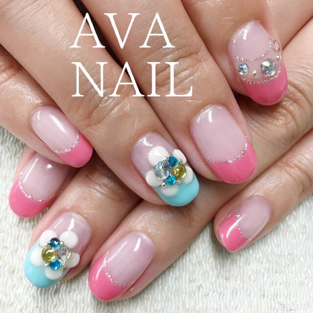 nailartsyfartsy's tweet photo. avanailmeieki: #nail #nailist #nailsalon #salon #nailart #spring #flower #cute #office #cool #nagoya #japan #handn… https://t.co/rJXZdZOtp6