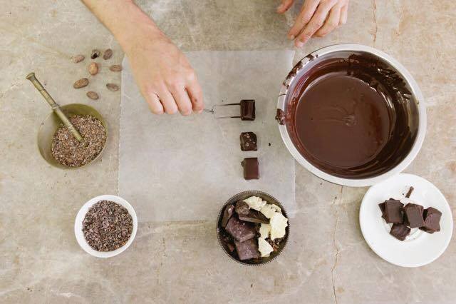 Hello_CT_Mag's tweet photo. Book now for @HonestChoc's June/July #BonBon workshops! @QuicketSA #HonestChocolate #BonBonWorkshop https://t.co/5tb1EZ6yG4
