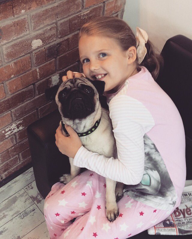 lee_scrappers's tweet photo. My world ❤️😘😘 https://t.co/cqE3efv1k6