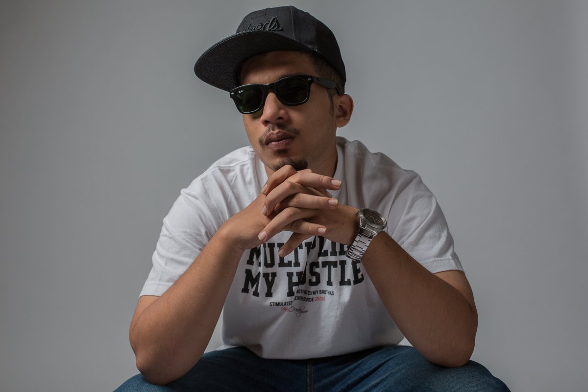 mansworldindia's tweet image. Discover India's vibrant rap scene with these new rap sensations: #Mawali #Naezy #TodFod
bit.ly/1TzJUG2