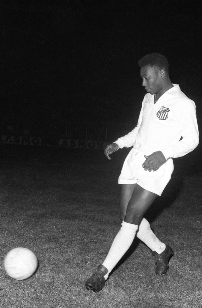 Check Out What Pele  Looked Like  in 1963 