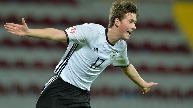 Sp_Bundesliga's tweet photo. Yari Otto (@WolfsburgSphera), el goleador de la #Mannchaft en el actual #EuropeoSub17. Futuro para los lobos. https://t.co/SVJFpjzYZt