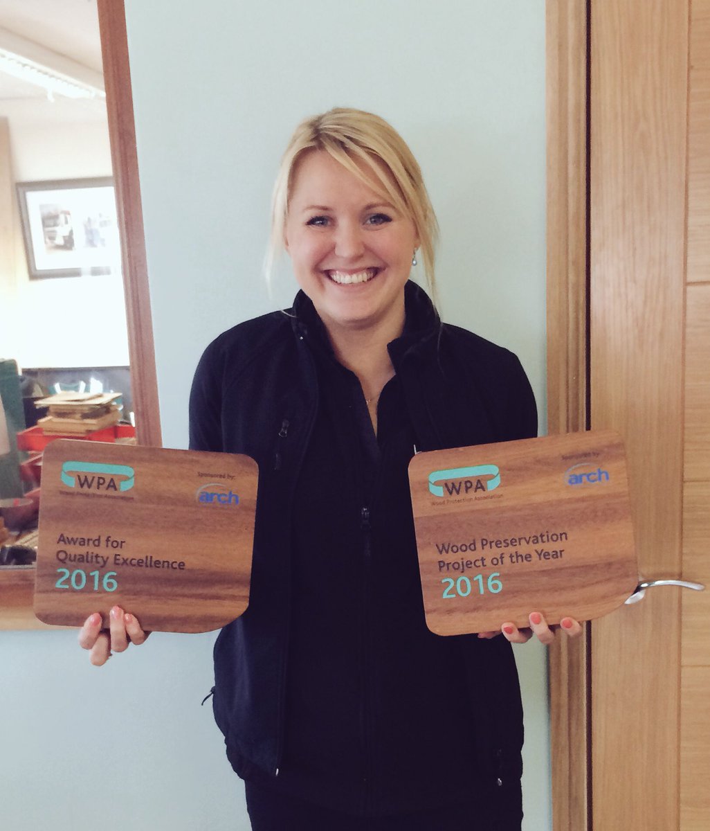 @woodprotection @BondTimber One month on and the team are still smiling!#awardwinning #expertsinwood @ArchTimberPro