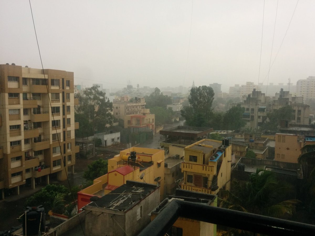 iamrohit's tweet image. #PuneRain #FirstRains @PuneCityLife @hashpune @punekar