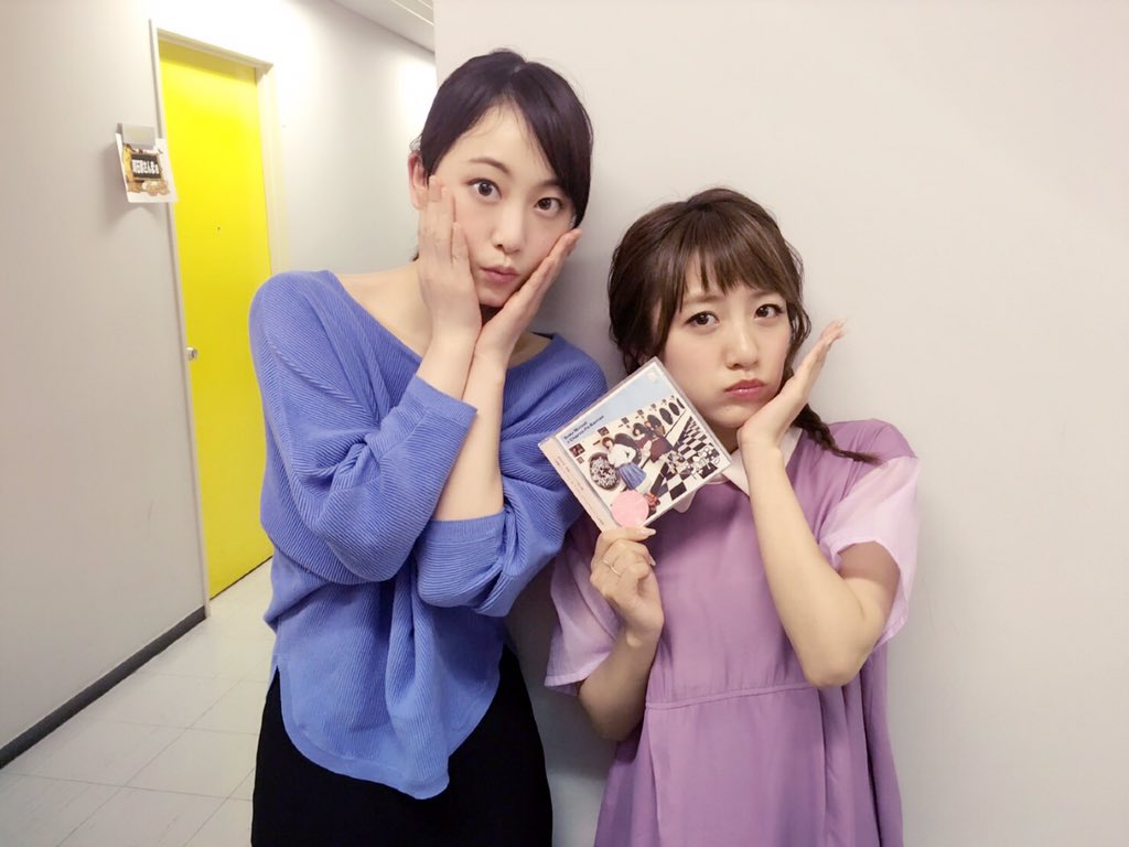 TakaminaFansIND's tweet photo. TV局でれなに会えたよー(๑′ᴗ‵๑)✨ CDいただきました！ 松井玲奈とチャランポランタン シャボン✨ ありがとーー❤️ https://t.co/aYd8TKkymU