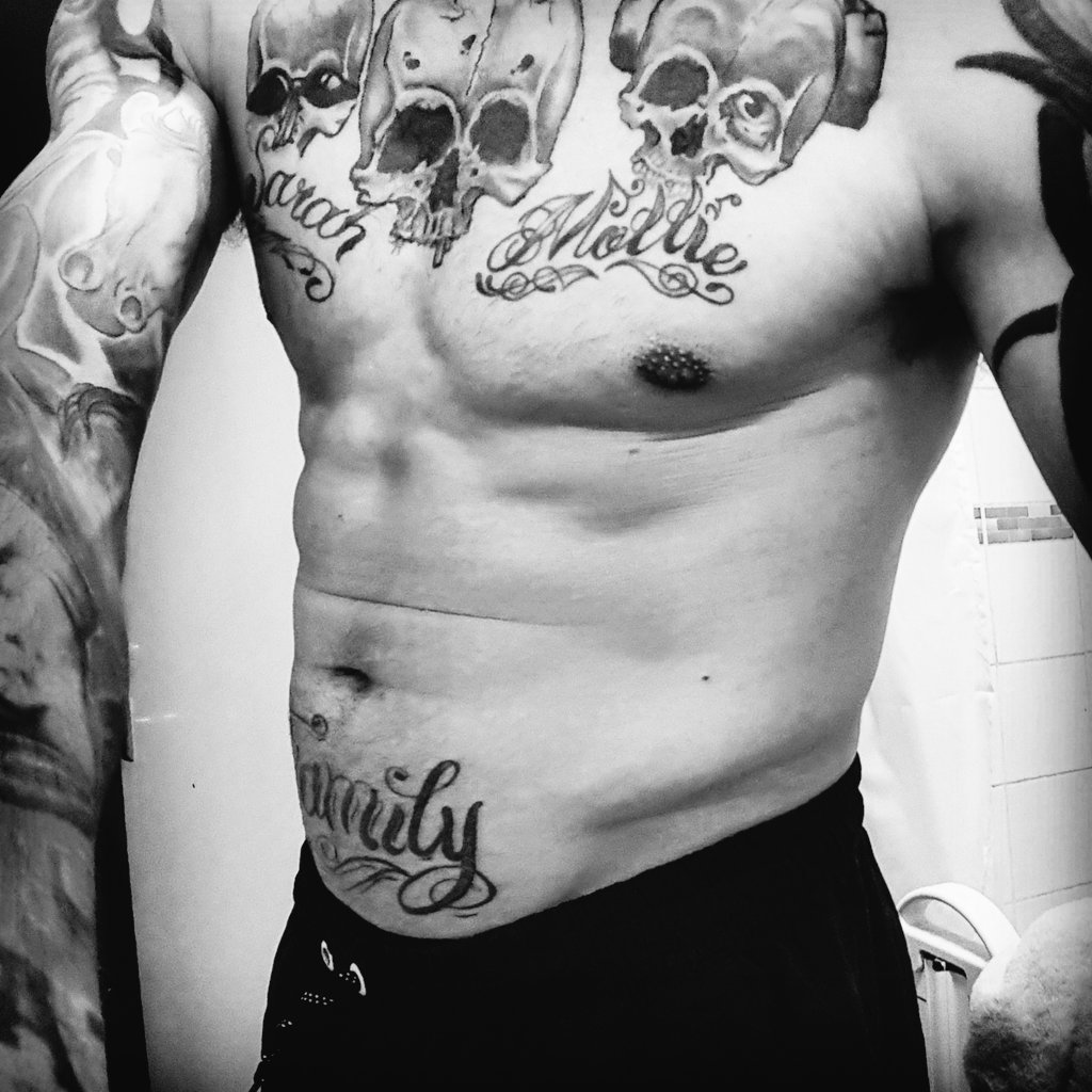 DG_SMG's tweet photo. Need more ink !! 😣 #tattoos  #guyswithtattoos @TattooSociety13 @GreatTattoos @tattoojap @Inked_people @DopeInkPics https://t.co/FluILSKhpy