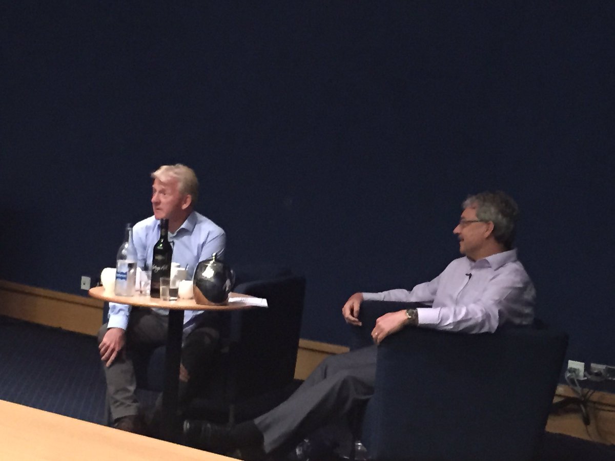 rcpsglasgow's tweet photo. A wee cup of tea with Gordon Strachan and Scotland team doctor John MacLean #SSEM2016 https://t.co/WoGreN6QAp