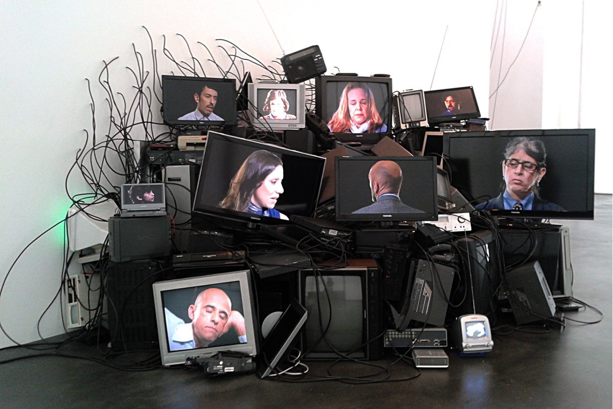post_artist's tweet photo. Tatiana Blass Electrical Room 2013 (video installation 16 min 30 sec) https://t.co/BzCgSVsVlz