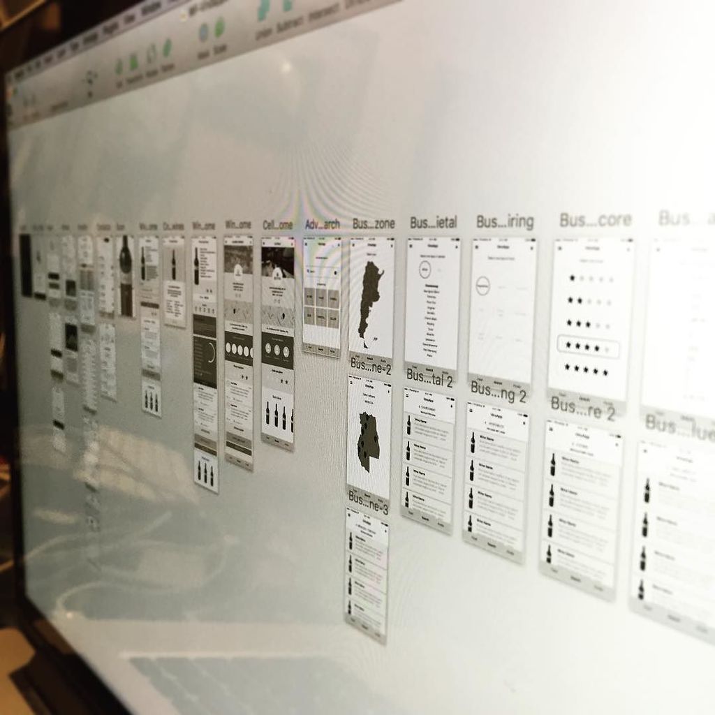 xavierivanadal's tweet photo. Wireframe flow app #flow #ux #interaction #design #winery #startup #app #ios #wine #flowm… https://t.co/qksFPM8vEh https://t.co/bXLsPfoYtc