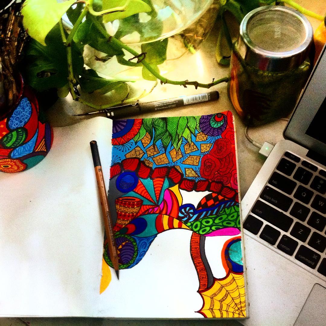 moonrise_muse's tweet photo. One of those self indulgent days #wip #art #doodles #colourful #artlistlife #zentangleart #fun #love https://t.co/UAPRCrDJtD