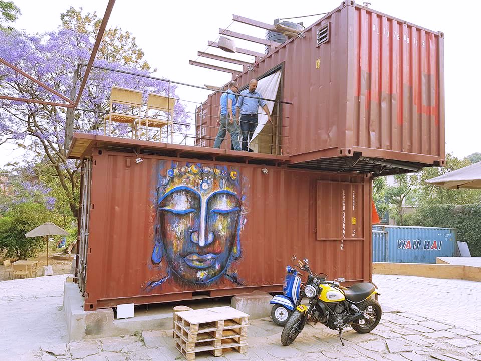 Jigarentrprise's tweet photo. Container Cafe @ nepal done by Akash engimech pvt ltd. +91 999 89 66 274 https://t.co/5WVhORDPVN