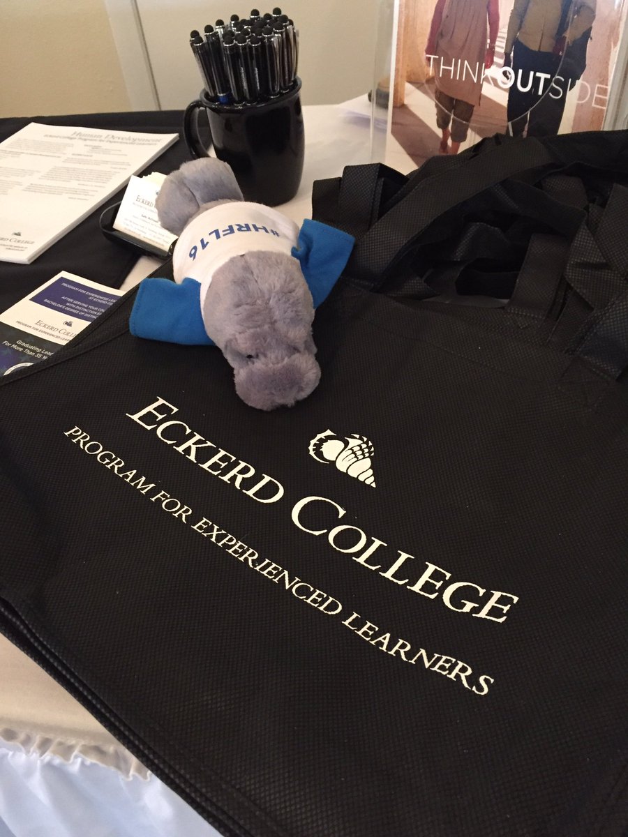 SuncoastHR's tweet photo. @mannyhrfl16  hanging out with meeting sponsor Kathy from @eckerdcollege #eckerdPEL https://t.co/jvvzVUpG6Z