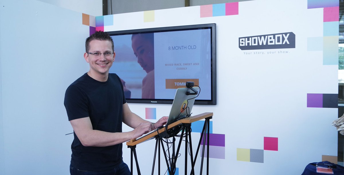 EngageSB's tweet photo. Make some unique content this Engage → check out @showboxcom booth at the piazza! @tomerafek #Engage2016 https://t.co/AVSgoC4020