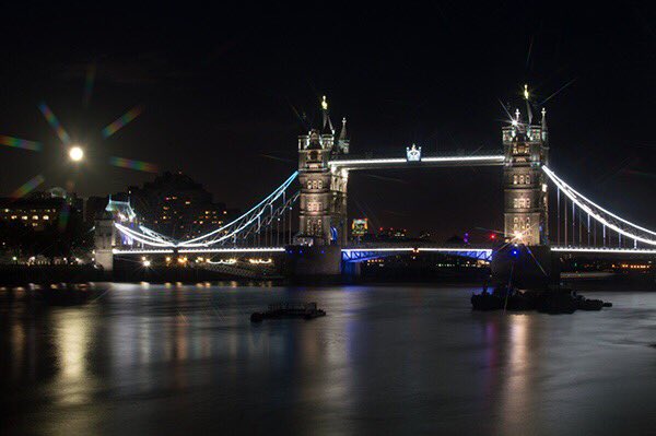 visitlondon's tweet image. Great pictures of #nightlondon by @blotie75 🙌 Thank you for sharing :) And keep them coming! #LoveLondon