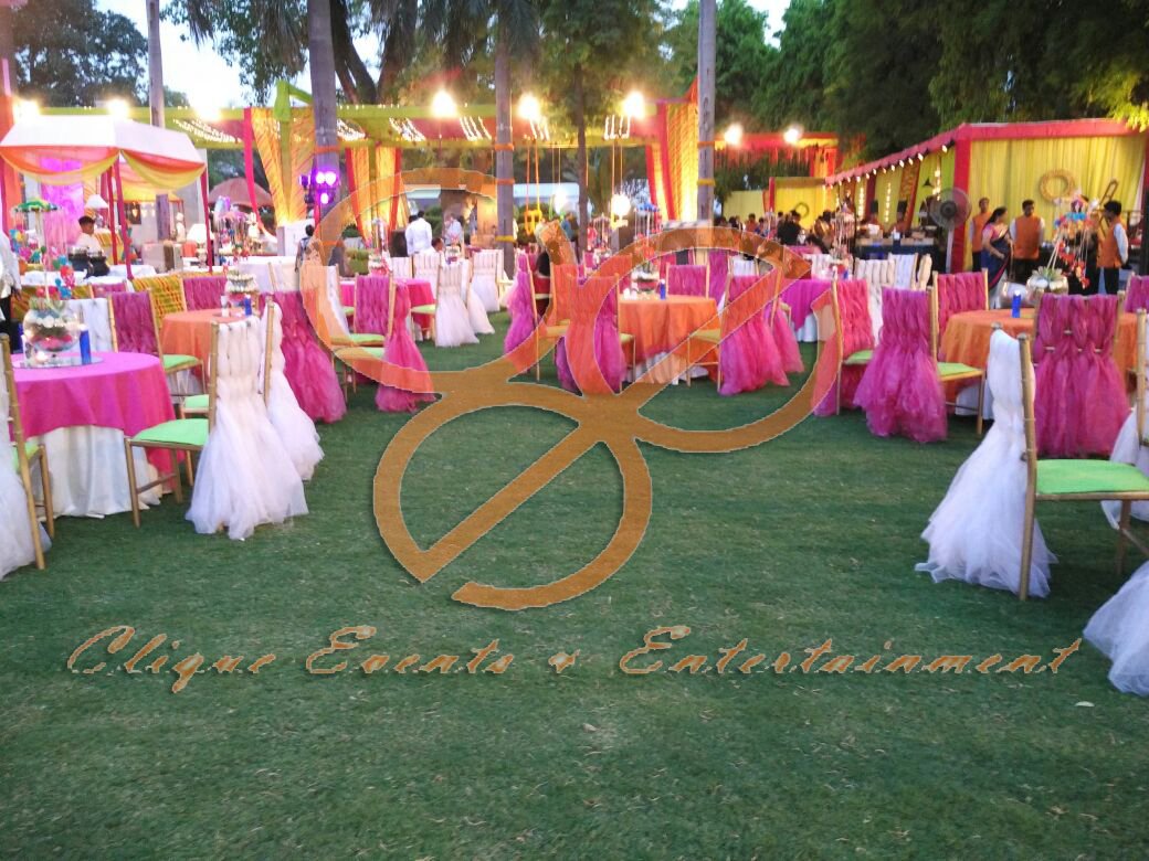 cliqueevents2's tweet photo. #cliqueevents #eventmanagement #eventplanning #corporateevents #weddingplanning #contactus +91-9599333165 https://t.co/zfEOl7kO59