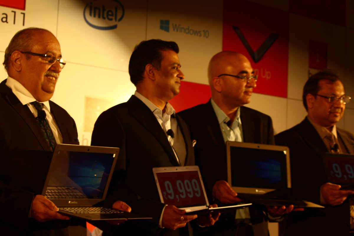 DynamiteNews_'s tweet photo. Revolutionary laptop by I-ball and Microsoft https://t.co/xJMKkvu8Hh #Iballcompbook #Laptop #Delhi https://t.co/LOpO1BqZUg