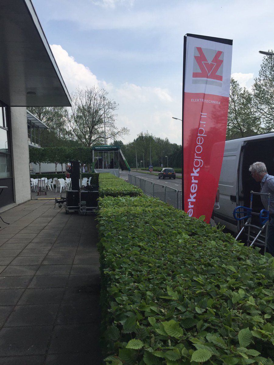 Vizzzer's tweet photo. Voorbereiding Verkerloop in volle gang. Mooooooi weer!! https://t.co/DWBstUijoJ