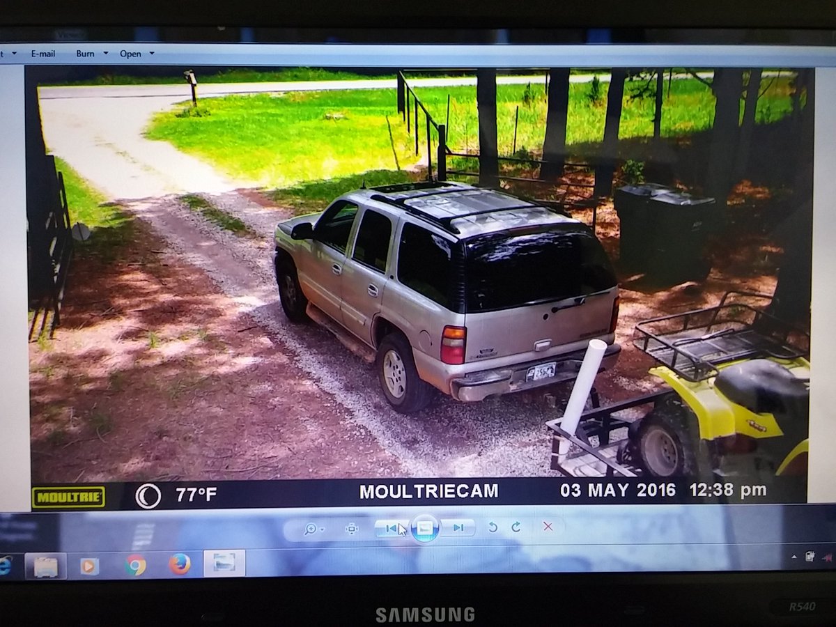 JenChain71's tweet image. Fyi BEWARE OF DOG &amp;amp; Security Alarm signs are not a deterrent for a thief. However, we know who you are!! #thief