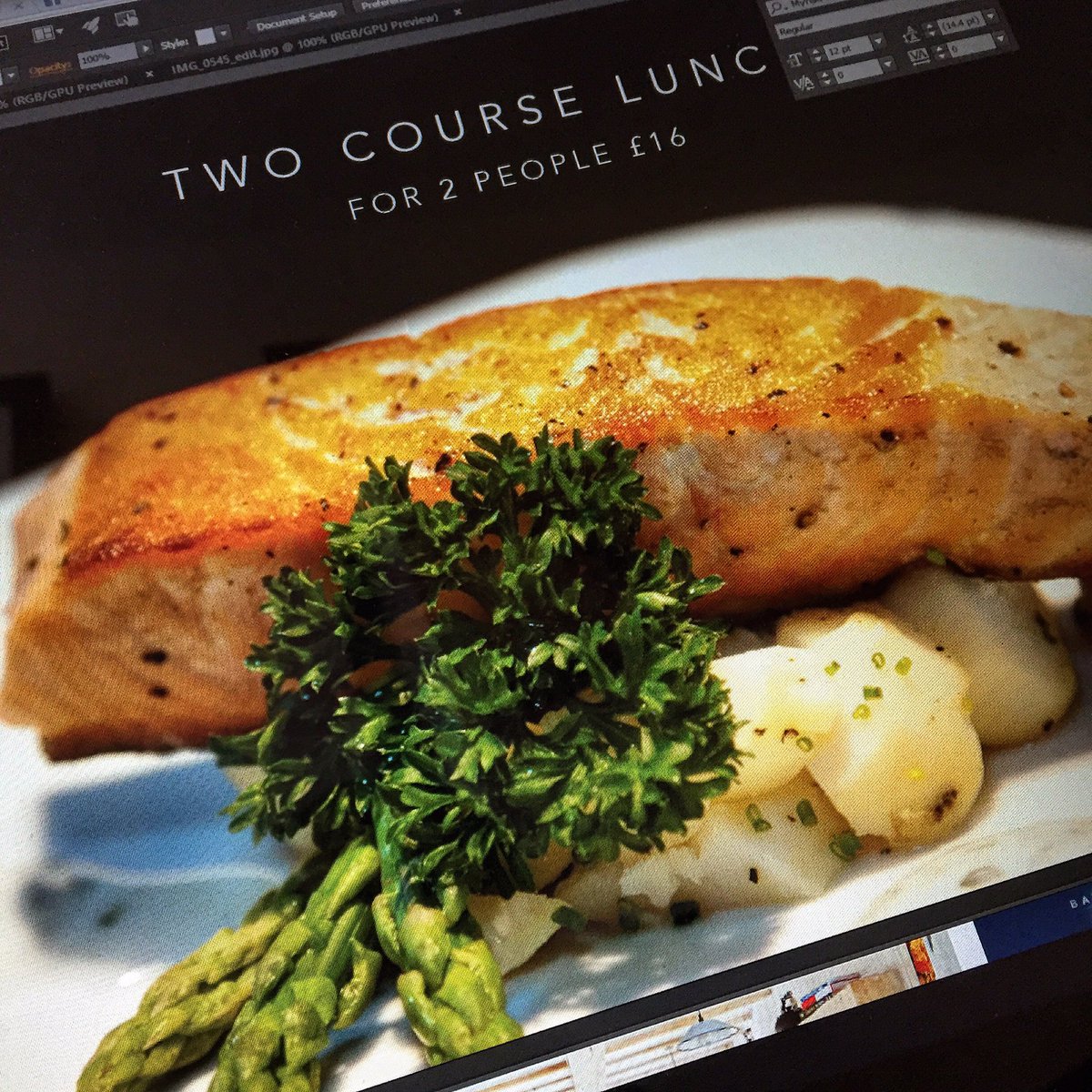 JamieColeDesign's tweet photo. Making myself hungry today creating designs for @MansionDerby 

#DayInTheLifeOfaDesigner
#graphicdesign #marketing https://t.co/UuC4Y8GYXq