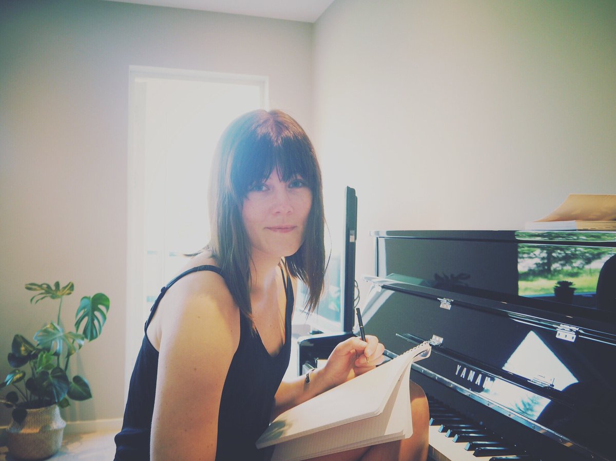 Another day of writing at home... And I just love it! #yamahamusic #homeoffice #krystallen #newmusic