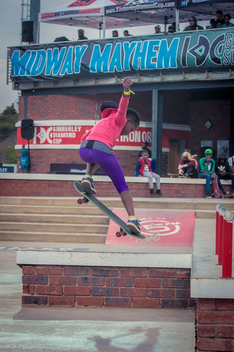 AfricanSk8's tweet photo. Who out there DOESN'T back Boipelo?! At 11 years old, this young lady puts it down #midwaymayhem #kdcskate https://t.co/jfAyWVrqDN