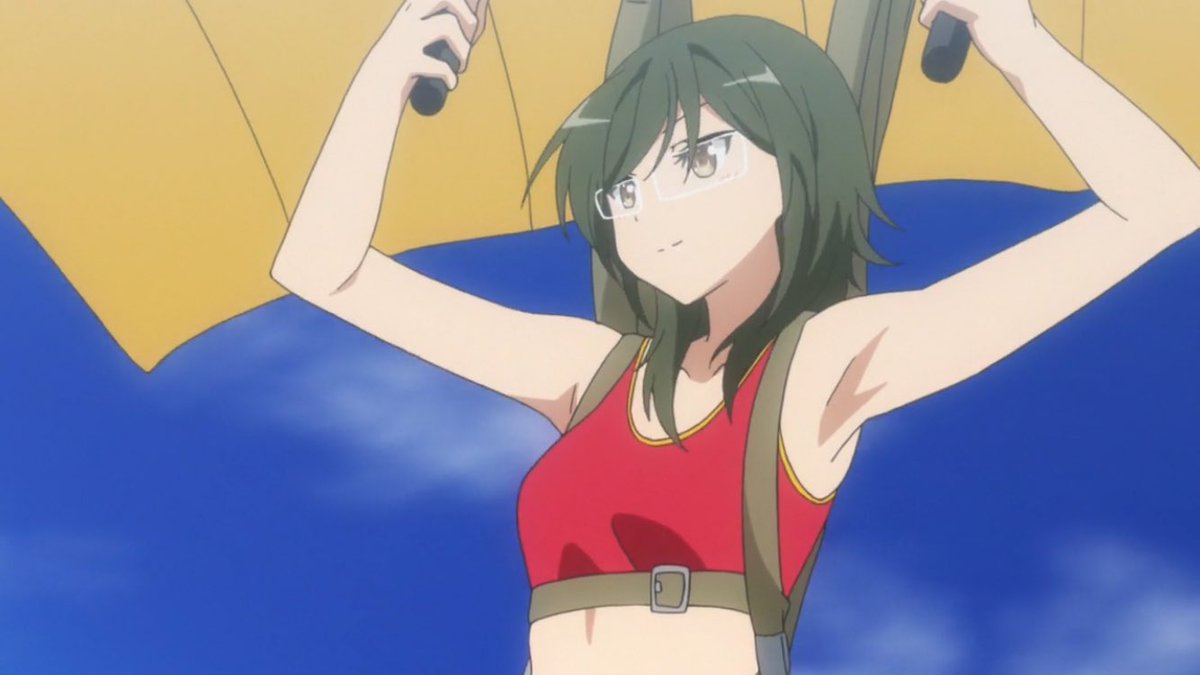 伊藤つくし Twitterissa はいふり 5話 見張員の野間マチコ マッチも私服の水着 上下セパレートの赤色の水着 豪快なパラセーリングにスク水は違うかな という演出意図的な雰囲気は分からなくもない