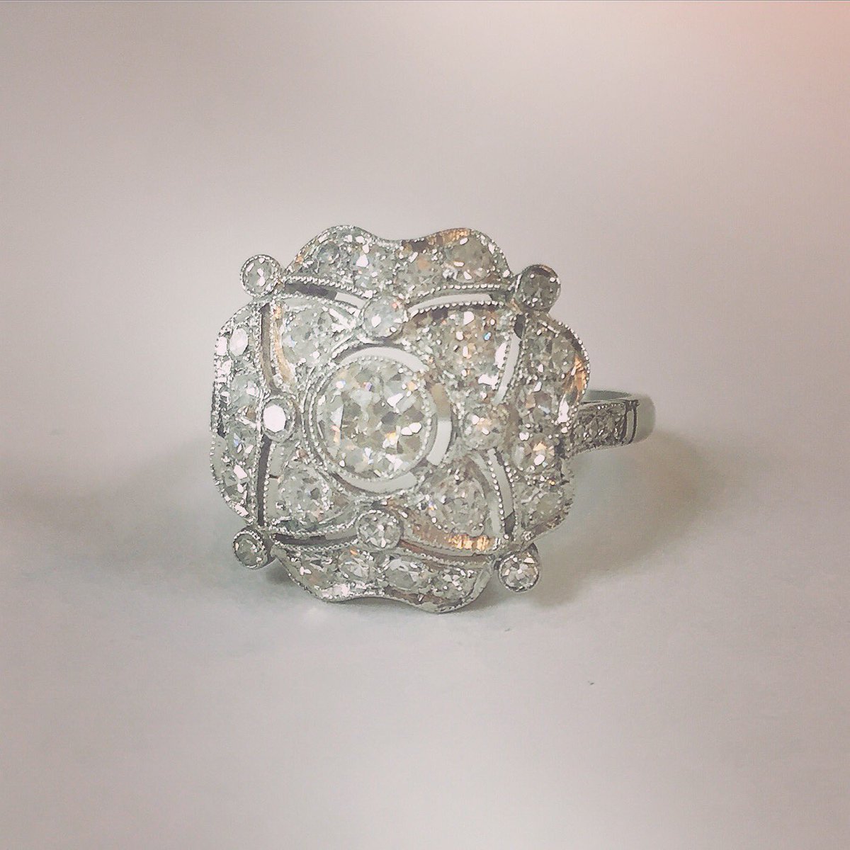 Antique engagement rings kinsale