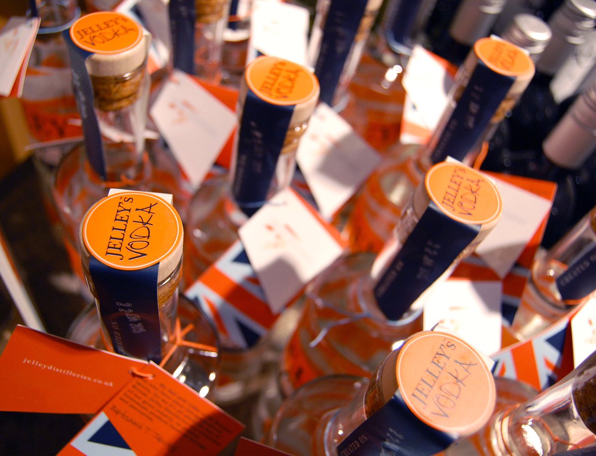 Jelleys_vodka tweet picture