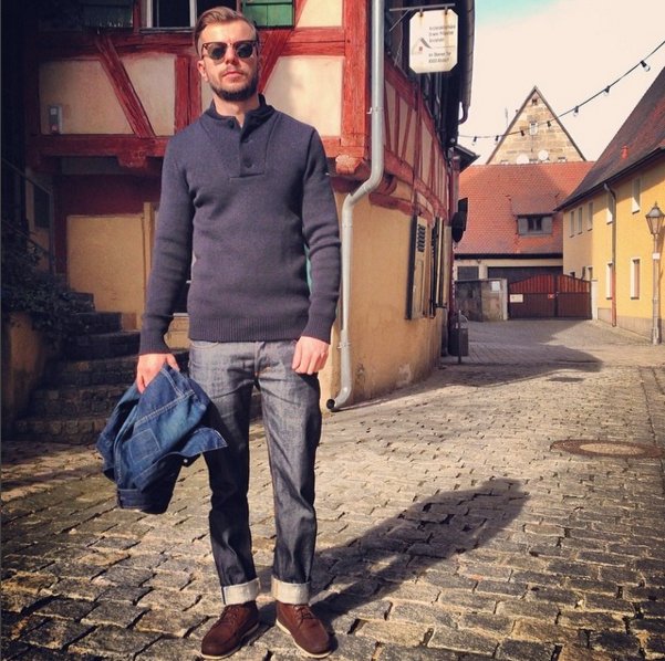 Jean 101-S, un clásico de Lee. Calce medio y pierna recta. Encontralo en 
bit.ly/1WXHrdZ #Lee101S