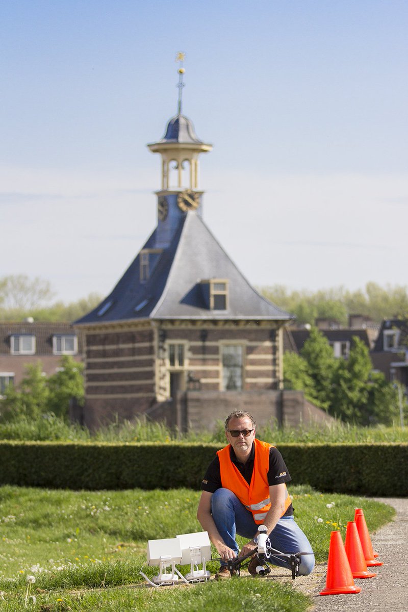 Aan het werk voor <a href="/KosterMakelaar/">Koster Makelaardij</a> en @rivaszorggroep met <a href="/burgcopters/">BURGCOPTERS</a> <a href="/nvmog/">NVM</a> #video #7eBastion #Gorinchem