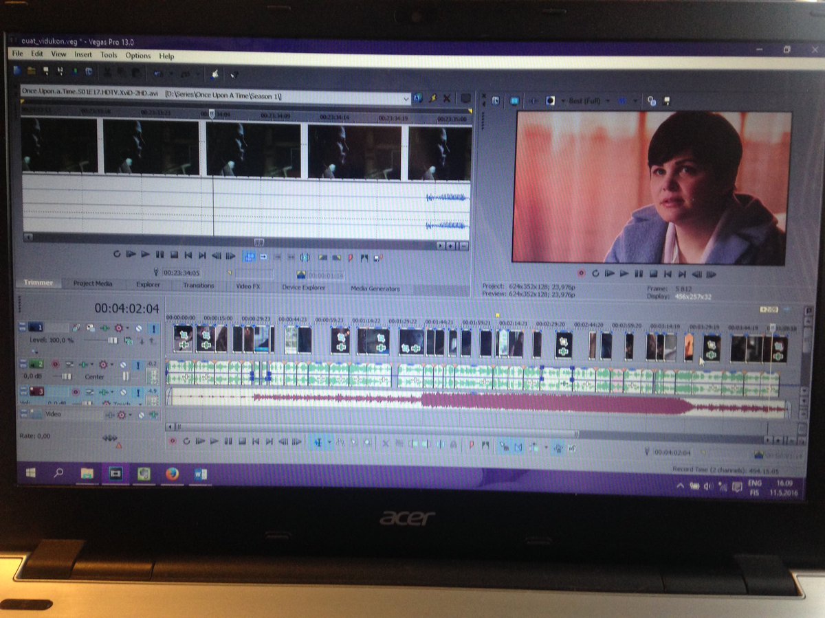 imvju_'s tweet image. What do you mean the deadline is on Sunday? I am totally prepared! @vidukon #premiereproject 🙎🏼