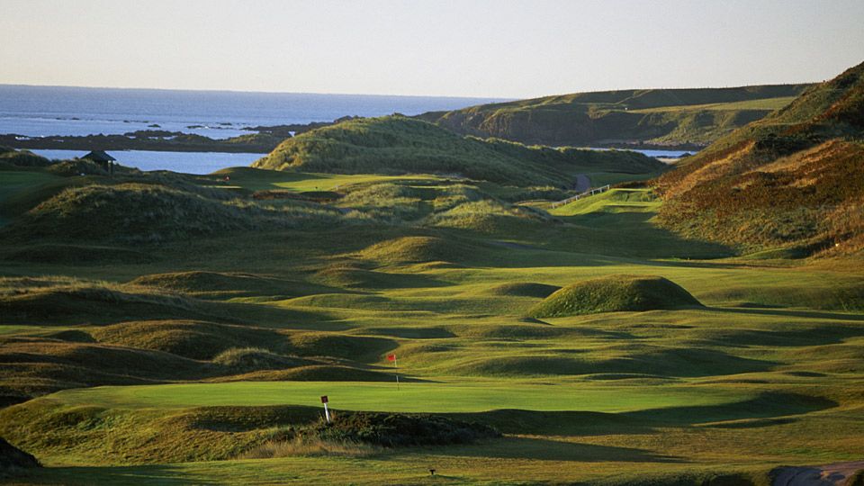 GOLF_com's tweet photo. Introducing the Shipnuck 100, a list of @AlanShipnuck's favorite golf courses: https://t.co/9ly8YIxQzU https://t.co/K6vyrhm3h4