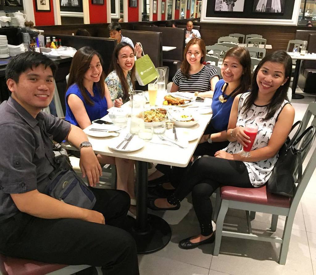maannbarcebal's tweet photo. Birthday dinner with my girlfriends π―π―π« #kettle #kettlerestaurant #kettleph #smaura #birthβ¦ https://t.co/sk2oIHNewT https://t.co/eDs8nhjbGC