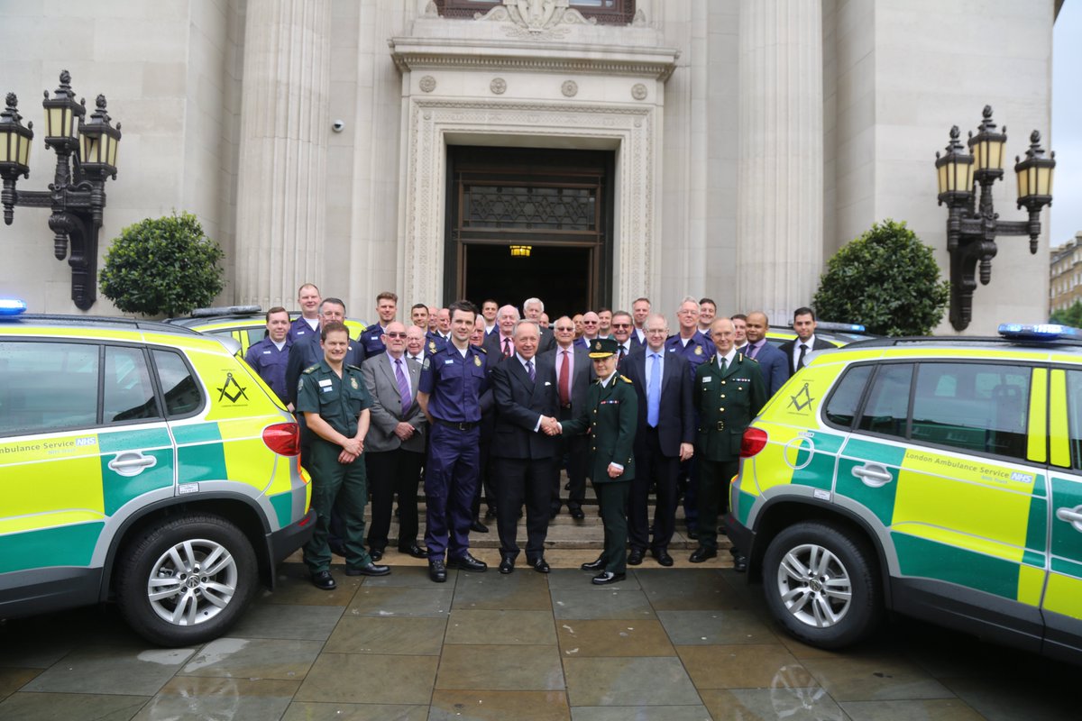 London Freemasons have donated five Volkswagen Tiguan rapid response cars to help support <a href="/Ldn_Ambulance/">London Ambulance Service</a>