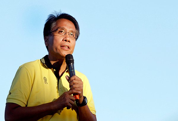 markjosephv33's tweet photo. maraming salamat MAR ROXAS ! 
kahit man ikaw ang naging presidente ok lang yan para samin ikaw parin !
Thank You Mar https://t.co/V8k145kjiX