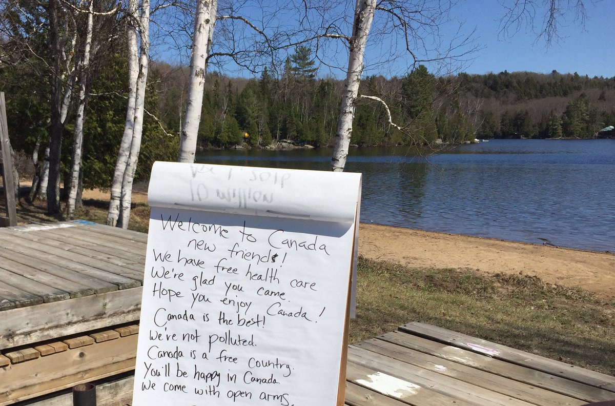 MKs4SDGs's tweet image. "We come w/open arms" Kids @tcdsb brainstorming 4 #WelcomeCards #CampO2016 #Muskoka @HonJohnMcCallum @TonyclementCPC