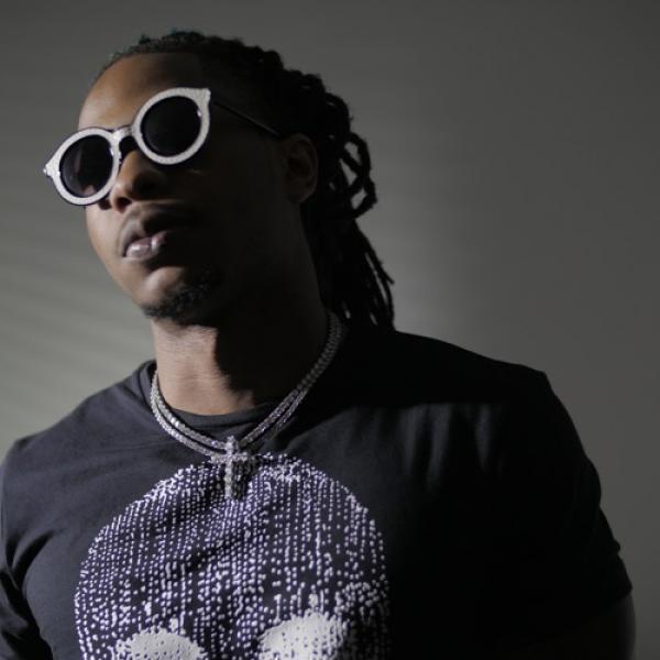 freelabelnet's tweet photo. #FLMAG | @TheRealCashOut
 
 Ran Up A Check
 
 https://t.co/RavM8jIgHc
 
 https://t.co/FxFWyzFoDe